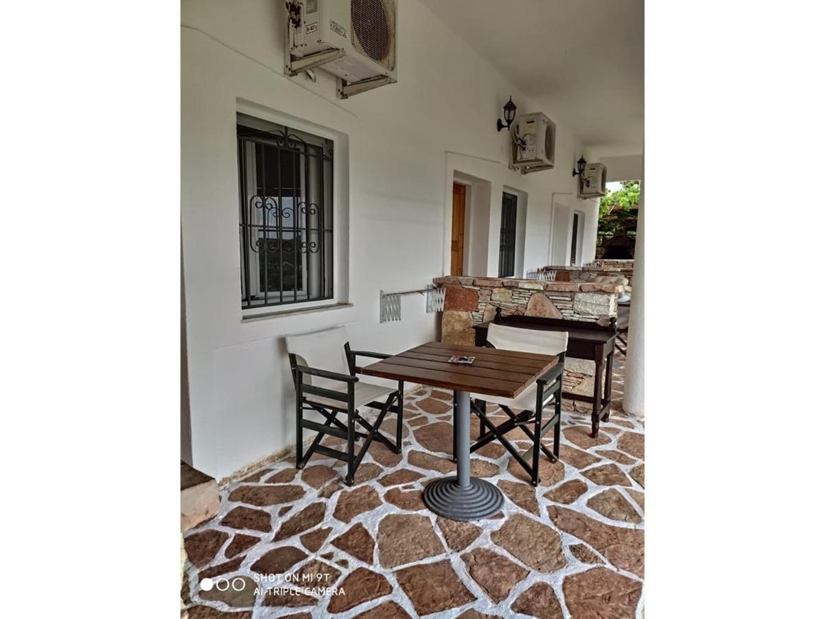 John'S Guesthouse Ksamil Exteriér fotografie